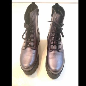 Authentic L’intervalle booties. Few scratches but almost new. Worn 2-3 times.